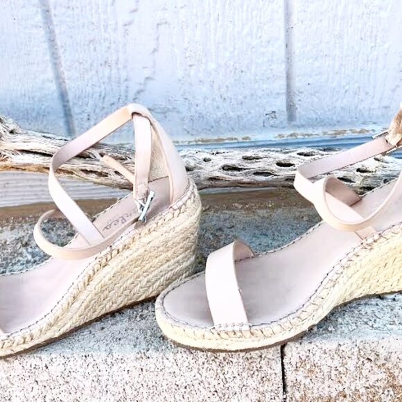 CHARLES by CHARLES DAVID WOMEN'S WEDGE ESRADRILLES CREAM SIZE 6 - Picture 6 of 7